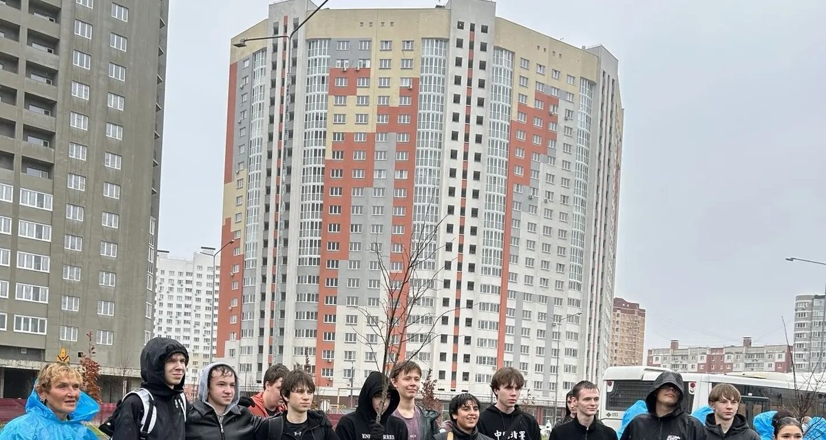 В сквере Белана высадили 90 молодых лип — целую аллею благодаря фонду и горожанам